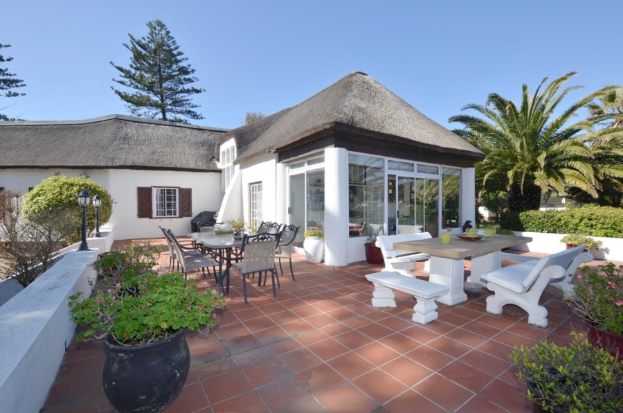 11 Bedroom Property for Sale in Milnerton Western Cape